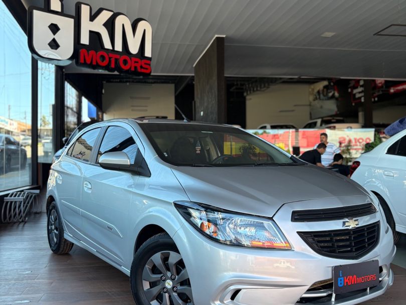 Chevrolet ONIX HATCH Joy 1.0 8V Flex 5p Mec.