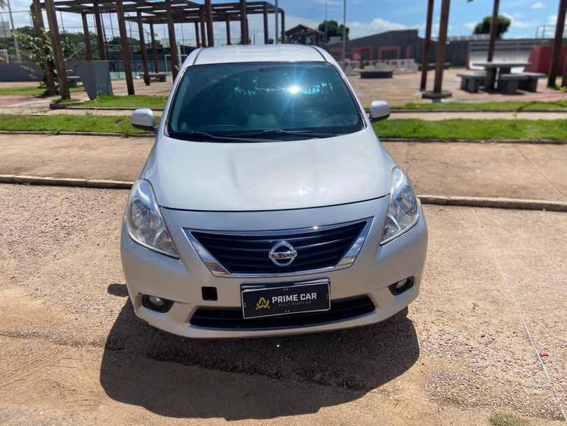 Nissan VERSA SL 1.6 16V Flex Fuel 4p Mec.