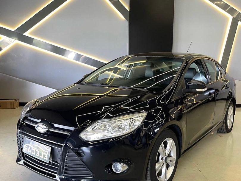 Ford Focus 2.0 16V/SE/SE Plus Flex 5p Aut.