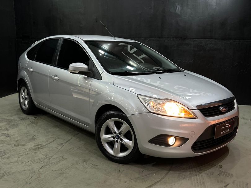 Ford Focus 1.6 S/SE/SE Plus Flex 8V/16V  5p