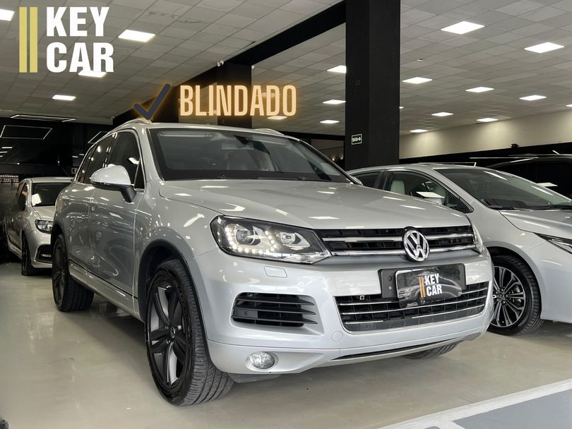 VolksWagen TOUAREG 4.2 32V V8  Tiptronic 5p