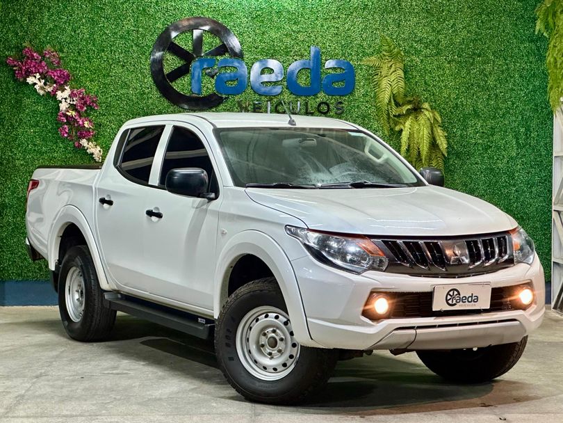Mitsubishi L200 Tri. Outdo. GLS 2.4 CD 4x4 Die. Aut