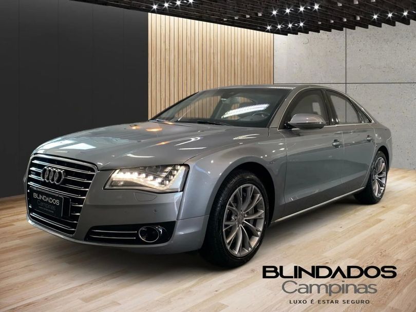 Audi 4.2 QUATTRO V8 40V GASOLINA 4P TIPTRONIC