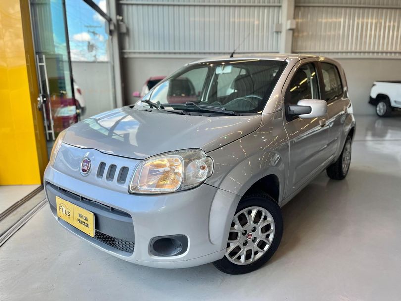 Fiat Uno Vivace 1.0 8V (Flex) 4p