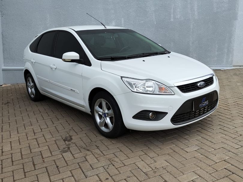 Ford Focus 1.6 S/SE/SE Plus Flex 8V/16V  5p