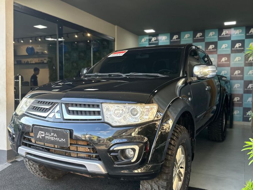 Mitsubishi L200 Triton HPE 3.2 CD TB Int.Diesel Aut