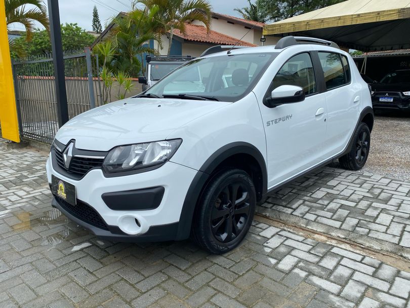 Renault SANDERO STEP. Easy R H-Power 1.6 8V
