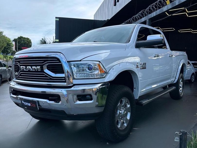 RAM Ram 2500 6.7 TD Laramie 4WD