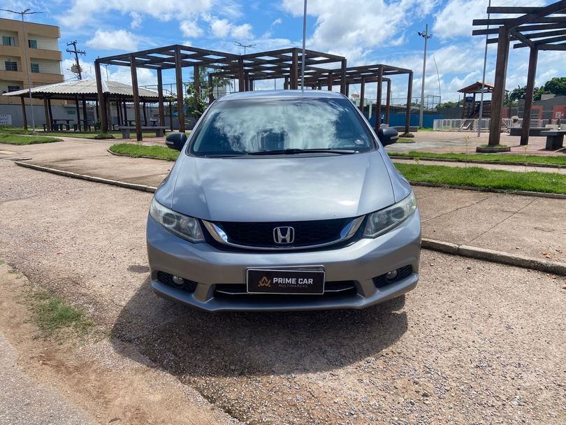 Honda Civic Sedan LXR 2.0 Flexone 16V Aut. 4p