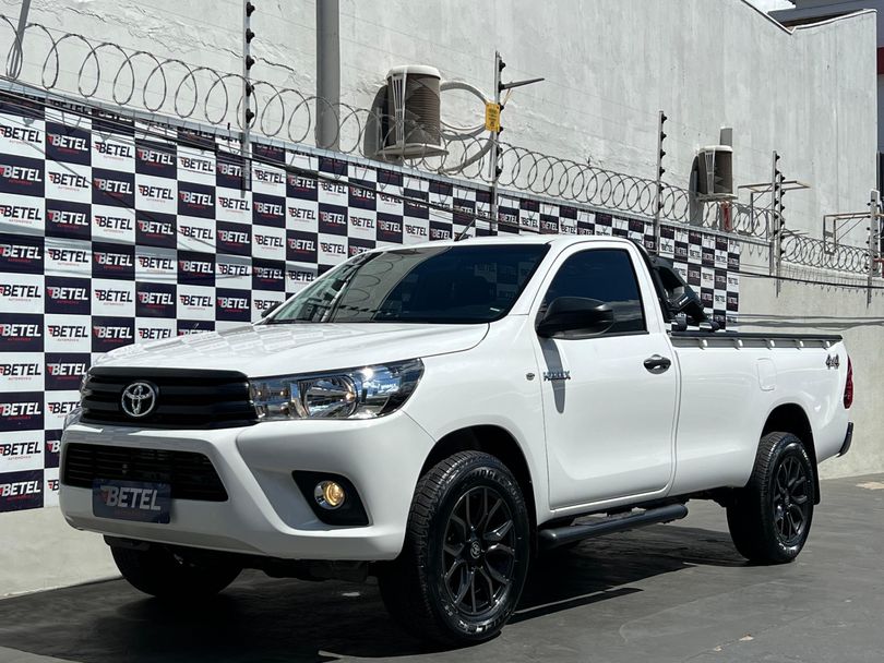 Toyota Hilux CS 4x4 2.8 TDI Diesel Mec.