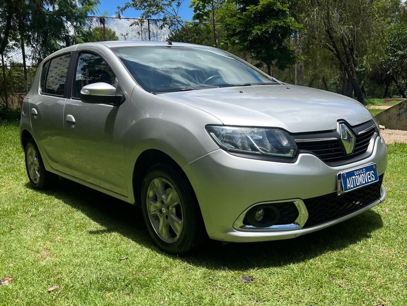 Renault SANDERO Dyna. EasyR Hi-Flex 1.6 8V