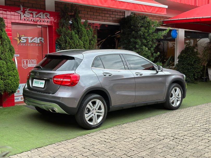 Mercedes GLA 200 Advance 1.6/1.6 TB 16V Flex Aut.