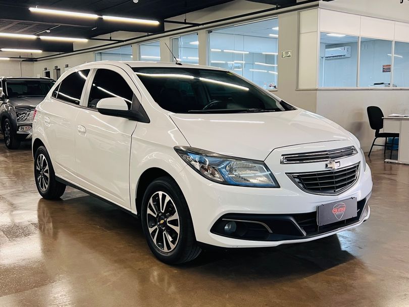 Chevrolet ONIX HATCH LTZ 1.4 8V FlexPower 5p Mec.