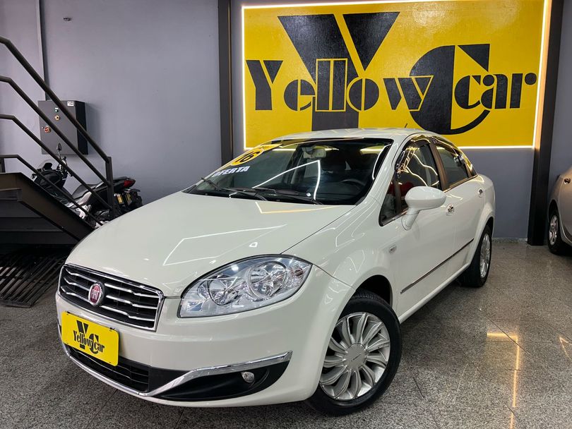 Fiat LINEA ESSENCE Dualogic 1.8 Flex 16V 4p