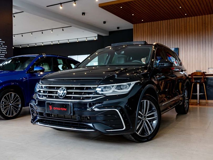 VolksWagen TIGUAN Allspac R-Line 300 TSI 2.0 