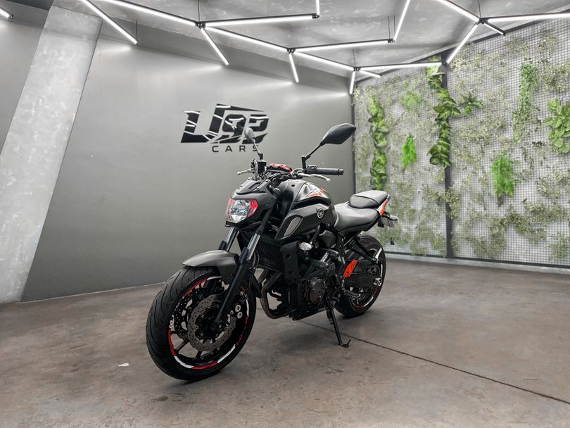 YAMAHA MT-07/MT-07 ABS 689cc
