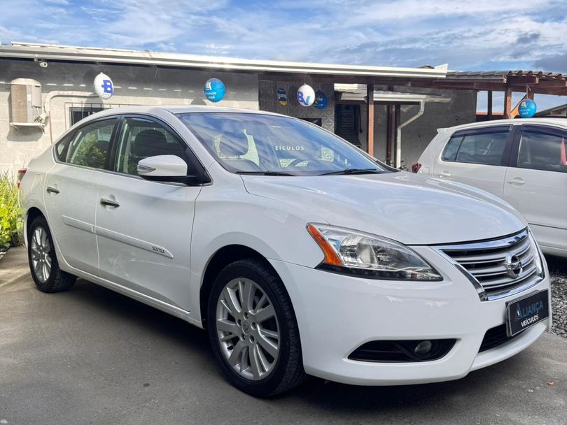 Nissan Sentra SL 2.0/ 2.0 Flex Fuel 16V Aut.