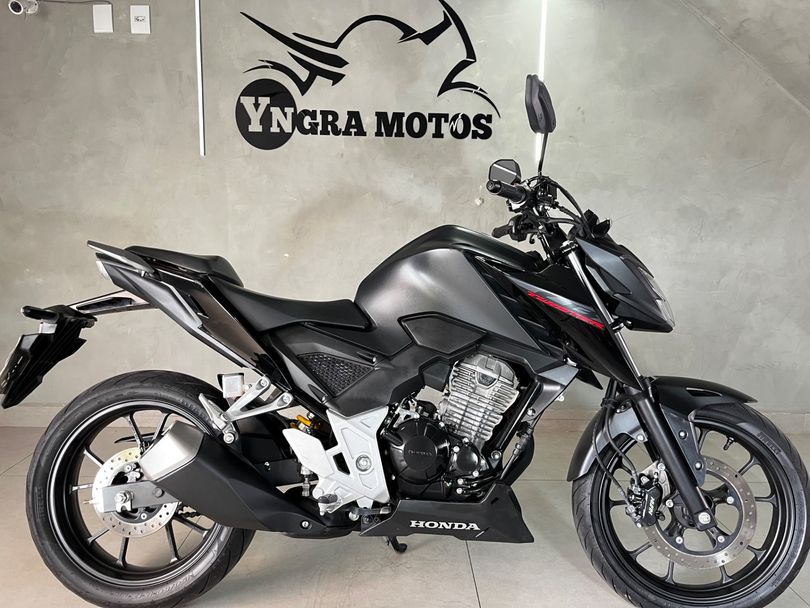 HONDA CB 300F Twister Flex