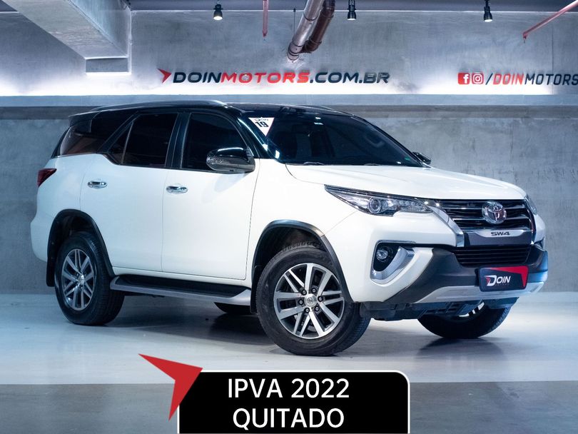 Toyota Hilux SW4 SRX 4x4 2.8 TDI 16V Dies. Aut.