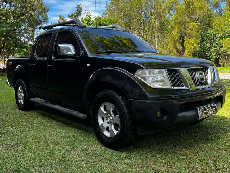 Nissan Frontier LE CD 4x4 2.5 TB Diesel Aut.