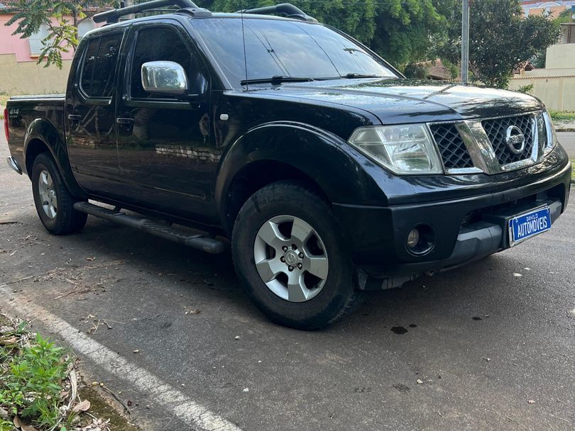 Nissan Frontier LE CD 4x4 2.5 TB Diesel Aut.