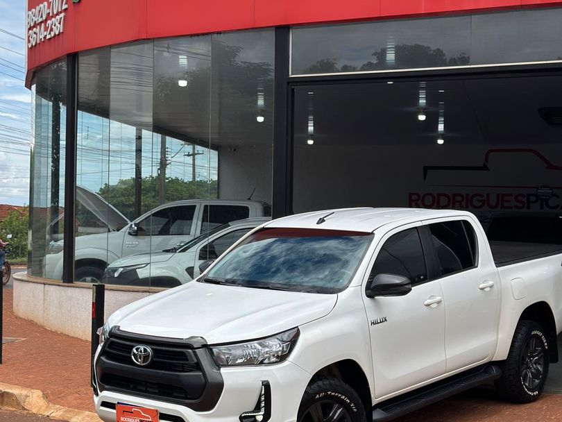 Toyota Hilux CD SR 4x4 2.8 TDI Diesel Aut.