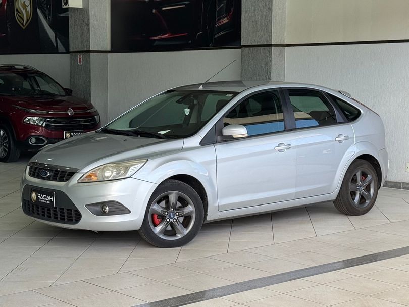 Ford Focus 2.0 16V/ 2.0 16V Flex 5p