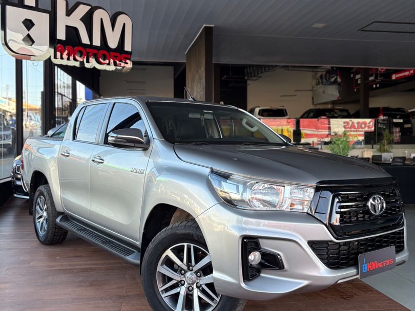 Toyota Hilux CD SRV 4x4 2.8 TDI Diesel Aut.