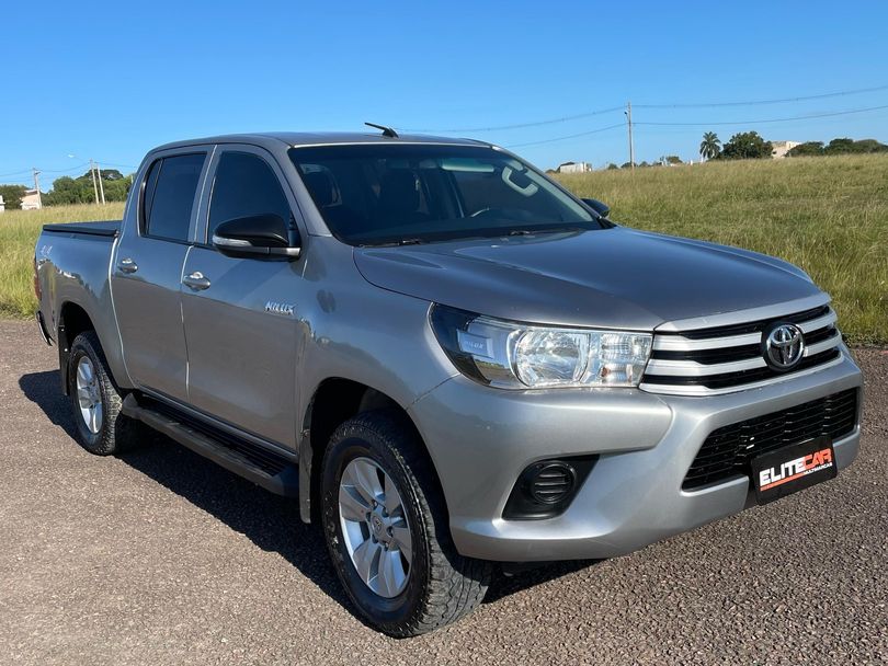 Toyota Hilux CD 4x4 2.8 Diesel Mec.