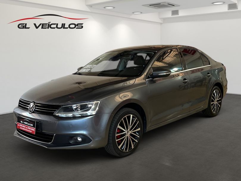 VolksWagen JETTA Highline 2.0 TSI 16V 4p Tiptronic