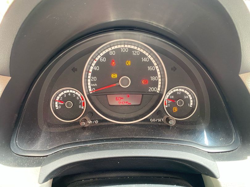 VolksWagen up! move 1.0 Total Flex 12V 5p