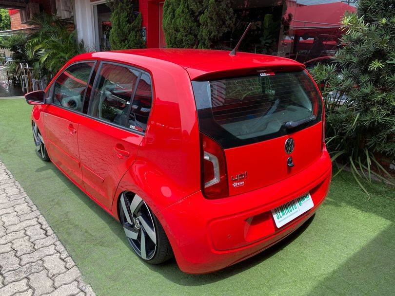 VolksWagen up! move 1.0 Total Flex 12V 5p