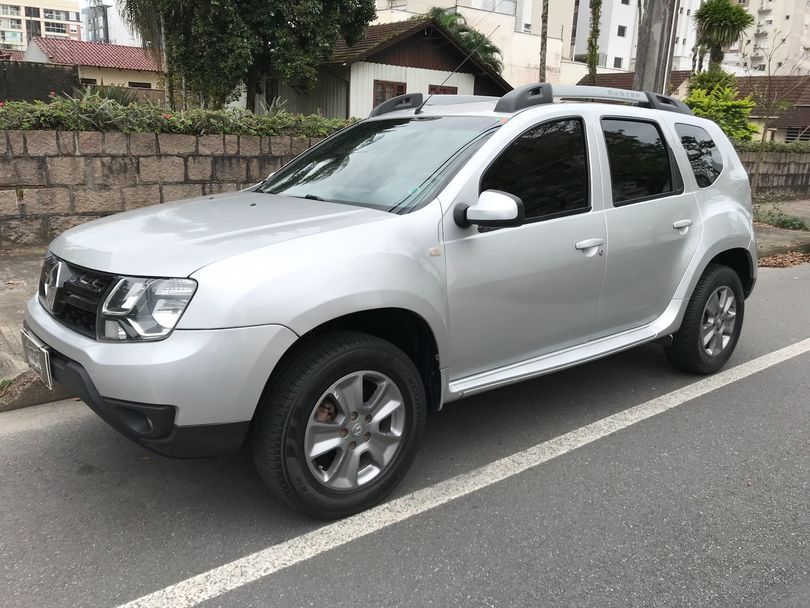 Renault DUSTER Dynamique 4x4 2.0 Hi-Flex 16V Mec