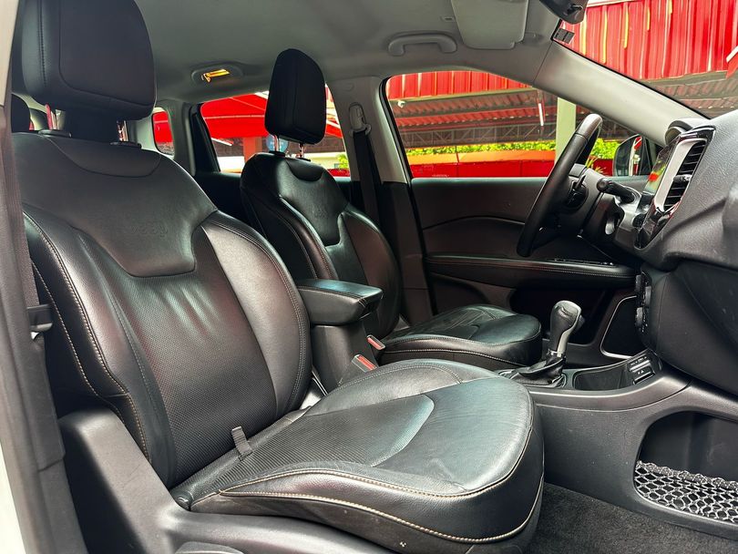 Jeep COMPASS LONGITUDE 2.0 4x2 Flex 16V Aut.