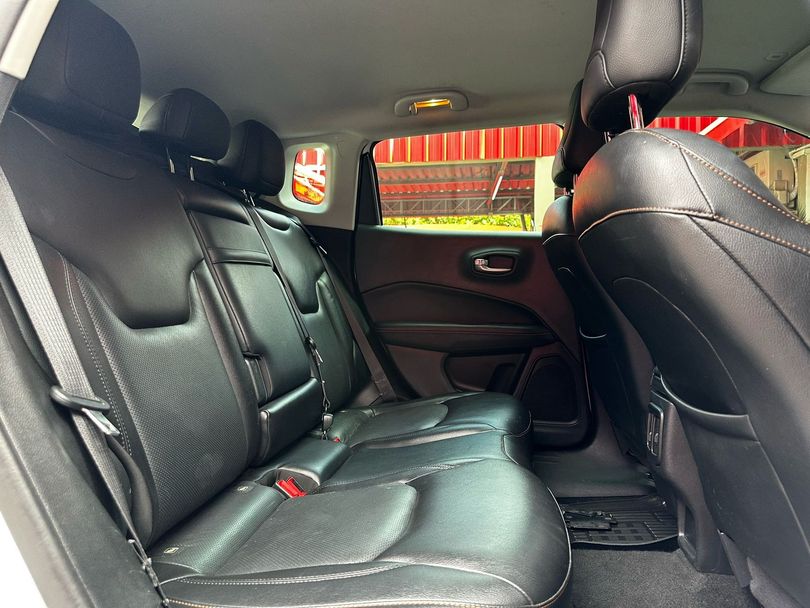 Jeep COMPASS LONGITUDE 2.0 4x2 Flex 16V Aut.