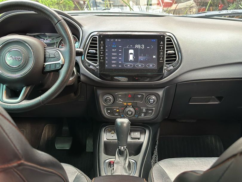 Jeep COMPASS LONGITUDE 2.0 4x2 Flex 16V Aut.