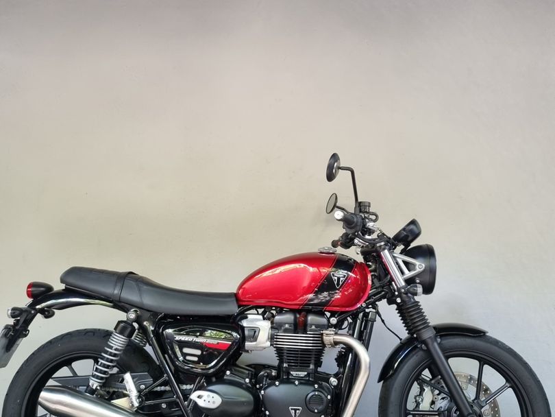 TRIUMPH Speed Twin 900cc