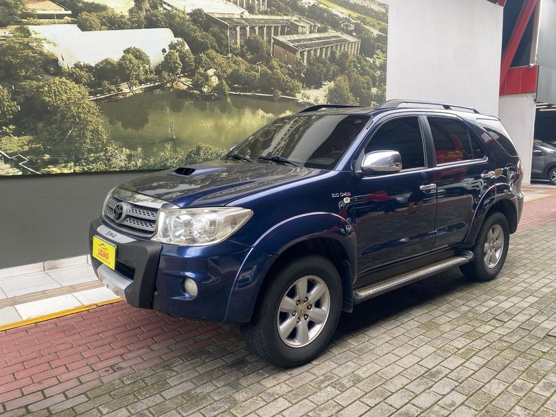 Toyota Hilux SW4 SRV 4x4 4.0 V6 24V Aut.
