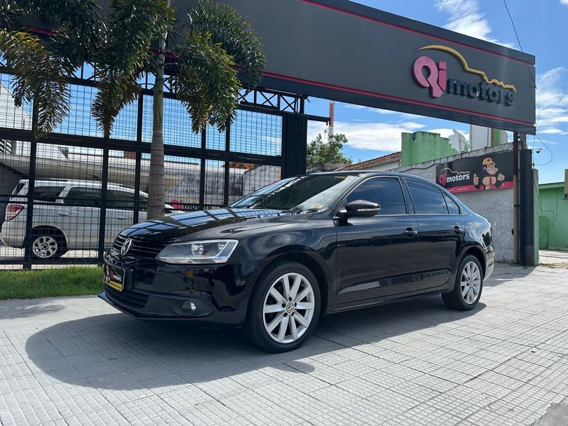 VolksWagen JETTA Comfortline 2.0 T.Flex 8V 4p Tipt.