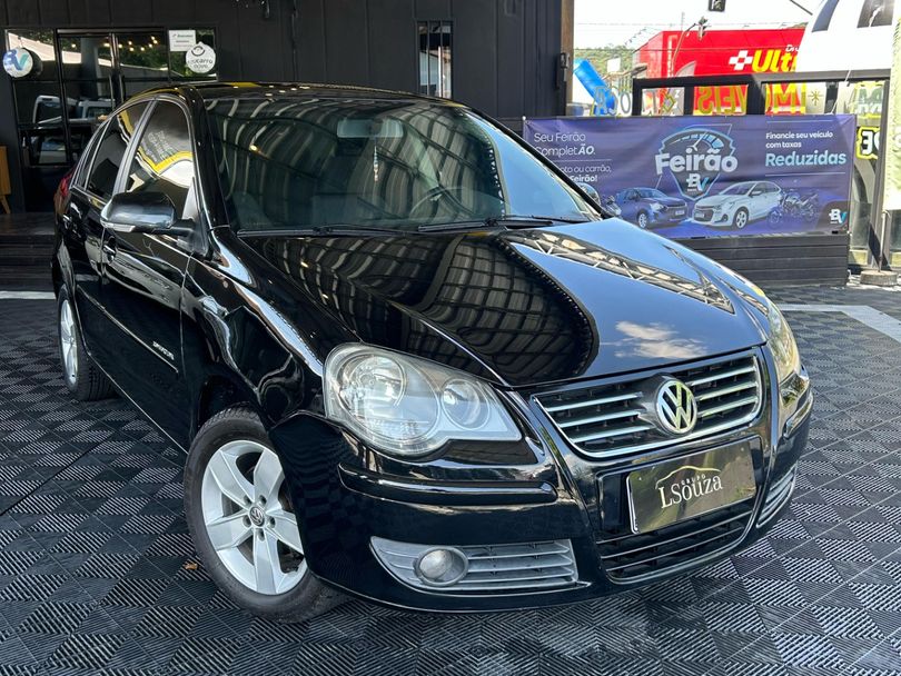 VolksWagen Polo Sed. COMFORT. 1.6 Mi Tot. Flex 8v