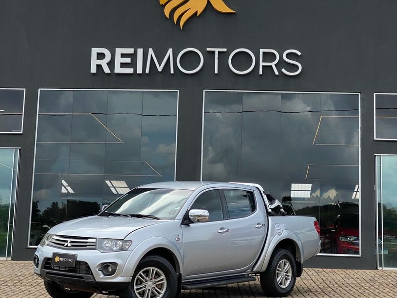 Mitsubishi L200 Triton HPE 3.2 CD TB Int.Diesel Mec