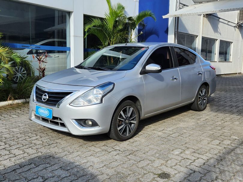 Nissan VERSA SL 1.6 16V FlexStart 4p Aut.