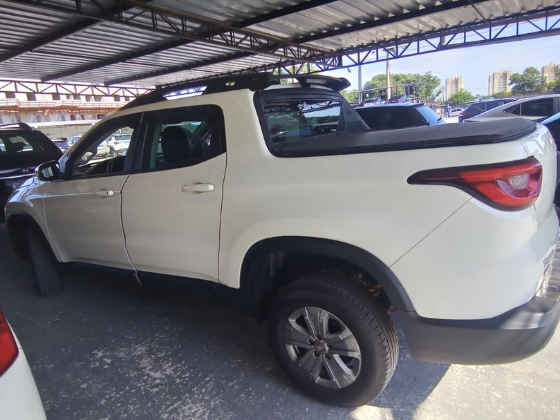 Fiat Toro Freedom 1.8 16V Flex Aut.