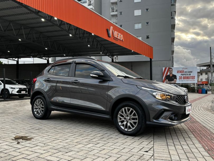 Fiat ARGO TREKKING 1.3 8V Flex