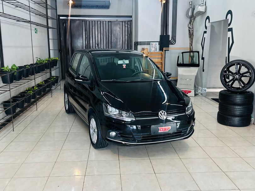 VolksWagen Fox Connect 1.6 Flex 8V 5p