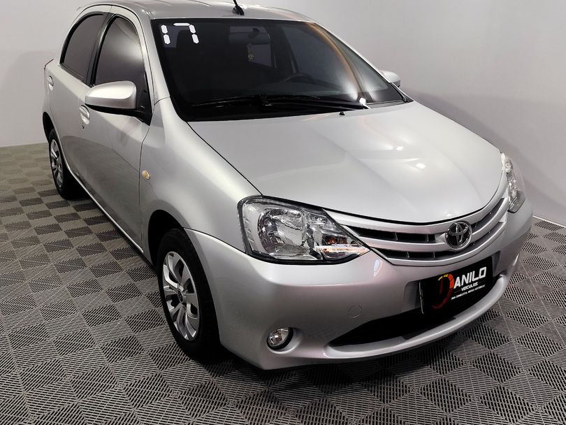 Toyota ETIOS XS 1.5 Flex 16V 5p Mec.