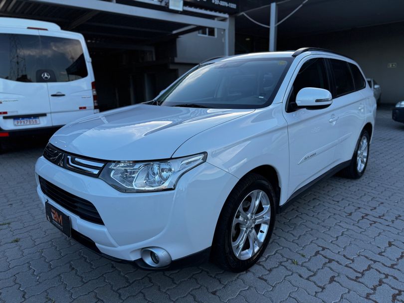 Mitsubishi OUTLANDER 2.0 16V 160cv Aut.