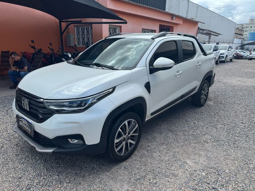 Fiat Strada Volcano 1.3 Flex 8V CD