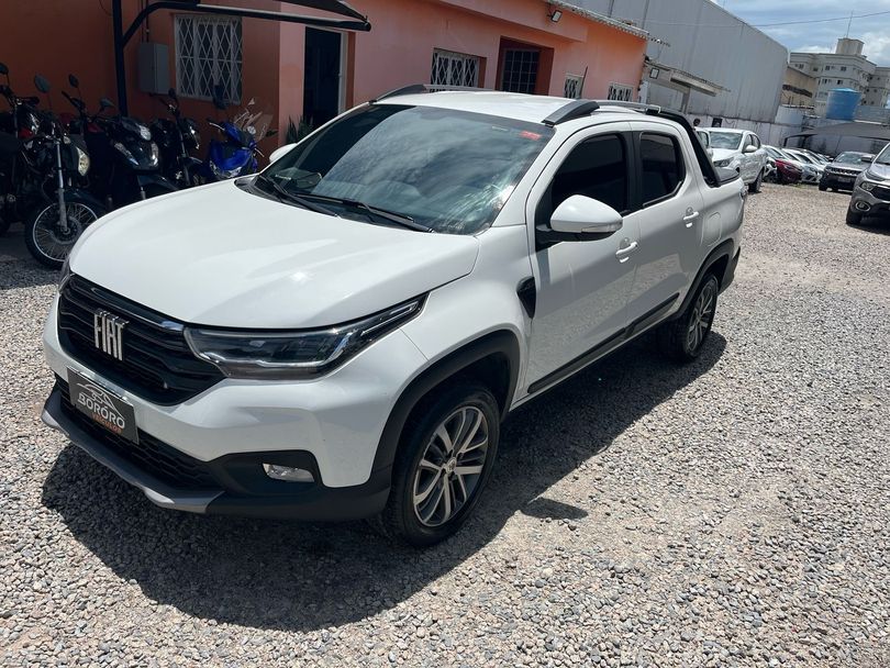 Fiat Strada Volcano 1.3 Flex 8V CD