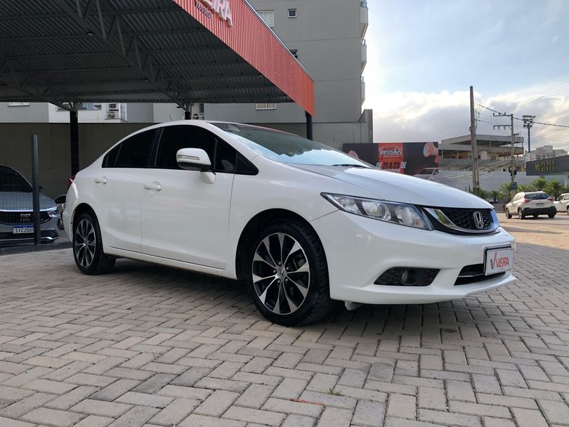 Honda Civic Sedan LXR 2.0 Flexone 16V Aut. 4p